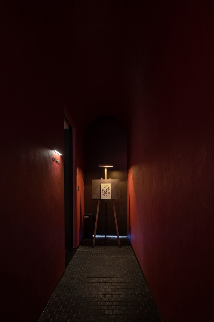 Les Morilles French Restaurant by Tanzo Space Design – A Parisian Dining Experience Along Beijing’s Liangma River Les Morilles French Restaurant by Tanzo Space Design – A Parisian Dining Experience Along Beijing’s Liangma River