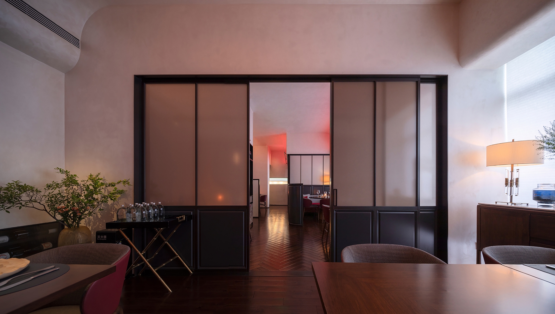 Les Morilles French Restaurant by Tanzo Space Design – A Parisian Dining Experience Along Beijing’s Liangma River Les Morilles French Restaurant by Tanzo Space Design – A Parisian Dining Experience Along Beijing’s Liangma River