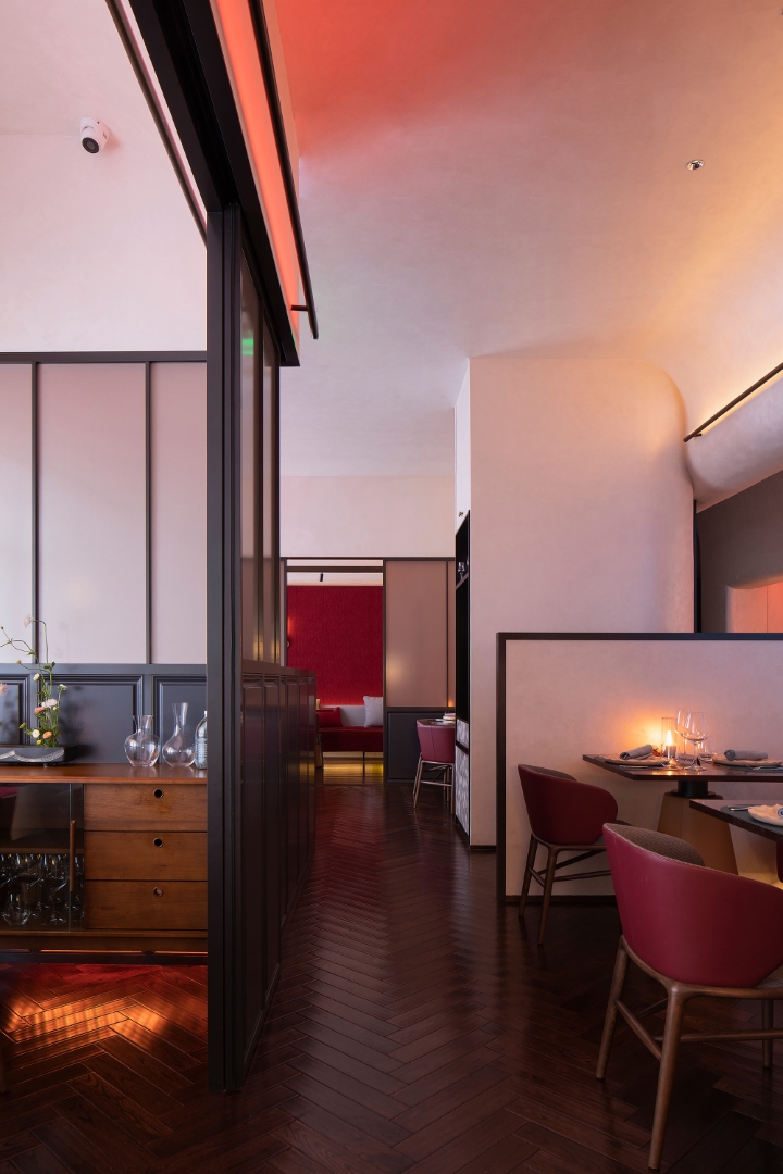 Les Morilles French Restaurant by Tanzo Space Design – A Parisian Dining Experience Along Beijing’s Liangma River Les Morilles French Restaurant by Tanzo Space Design – A Parisian Dining Experience Along Beijing’s Liangma River