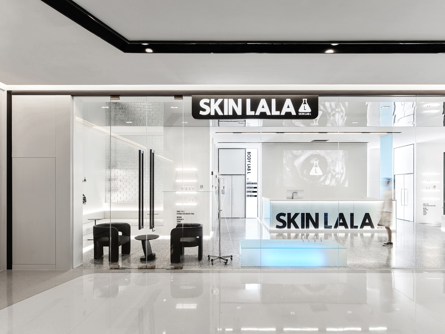 SKINLALA Beauty Spa Flagship Store by ISENSE Design in Beijing, China SKINLALA Beauty Spa Flagship Store by ISENSE Design in Beijing, China
