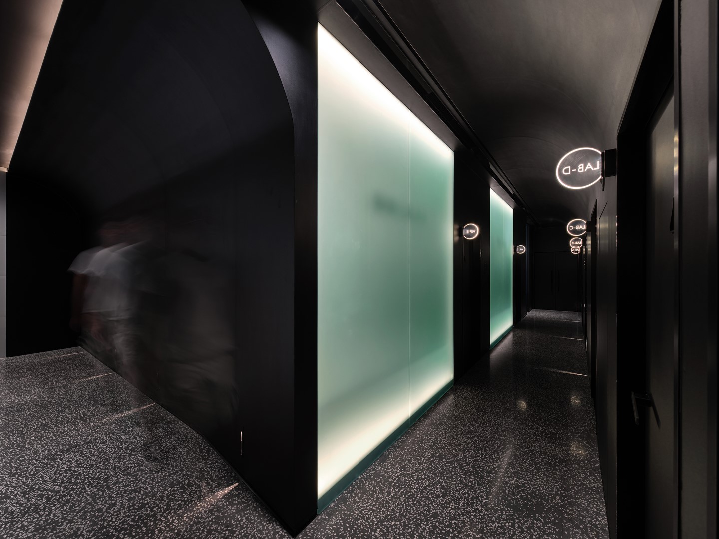 SKINLALA Beauty Spa Flagship Store by ISENSE Design in Beijing, China SKINLALA Beauty Spa Flagship Store by ISENSE Design in Beijing, China