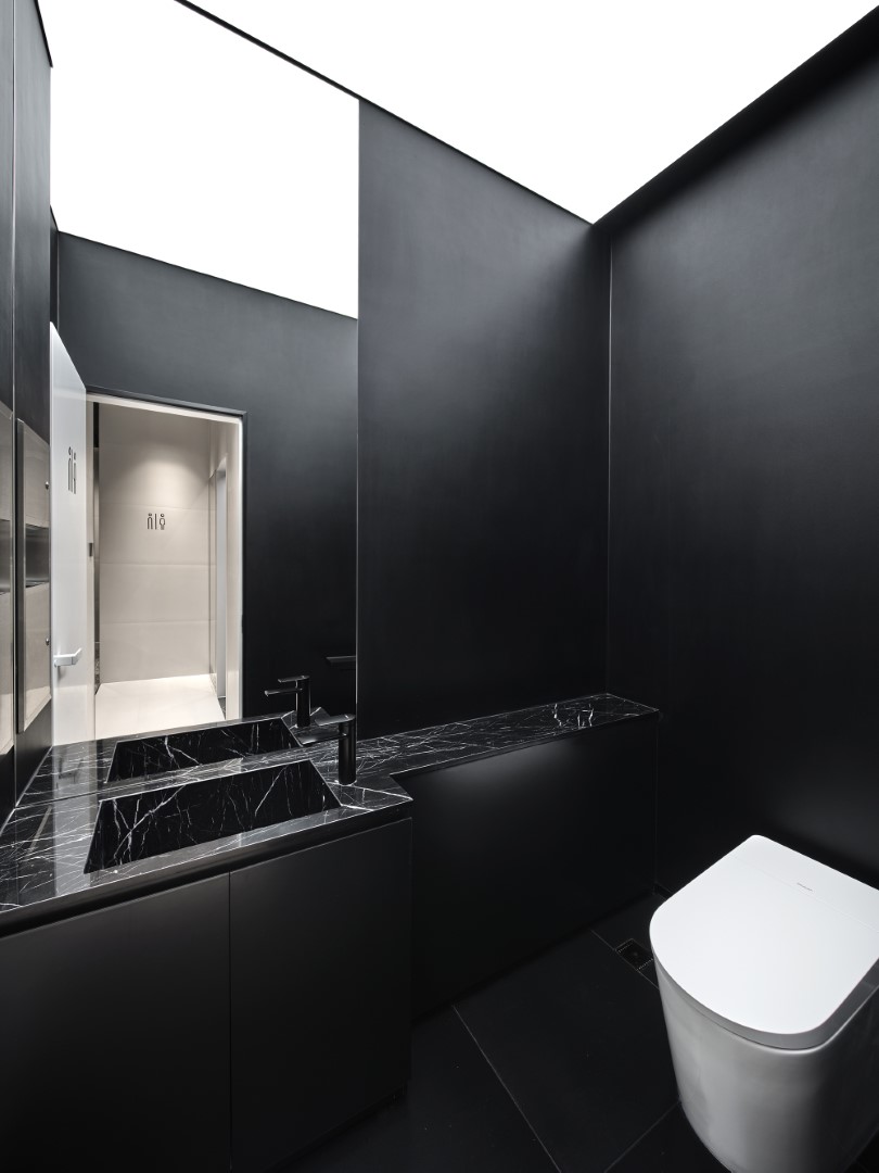 SKINLALA Beauty Spa Flagship Store by ISENSE Design in Beijing, China SKINLALA Beauty Spa Flagship Store by ISENSE Design in Beijing, China