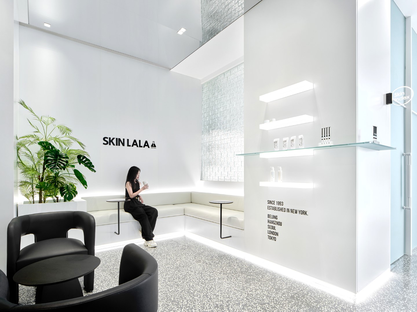 SKINLALA Beauty Spa Flagship Store by ISENSE Design in Beijing, China SKINLALA Beauty Spa Flagship Store by ISENSE Design in Beijing, China