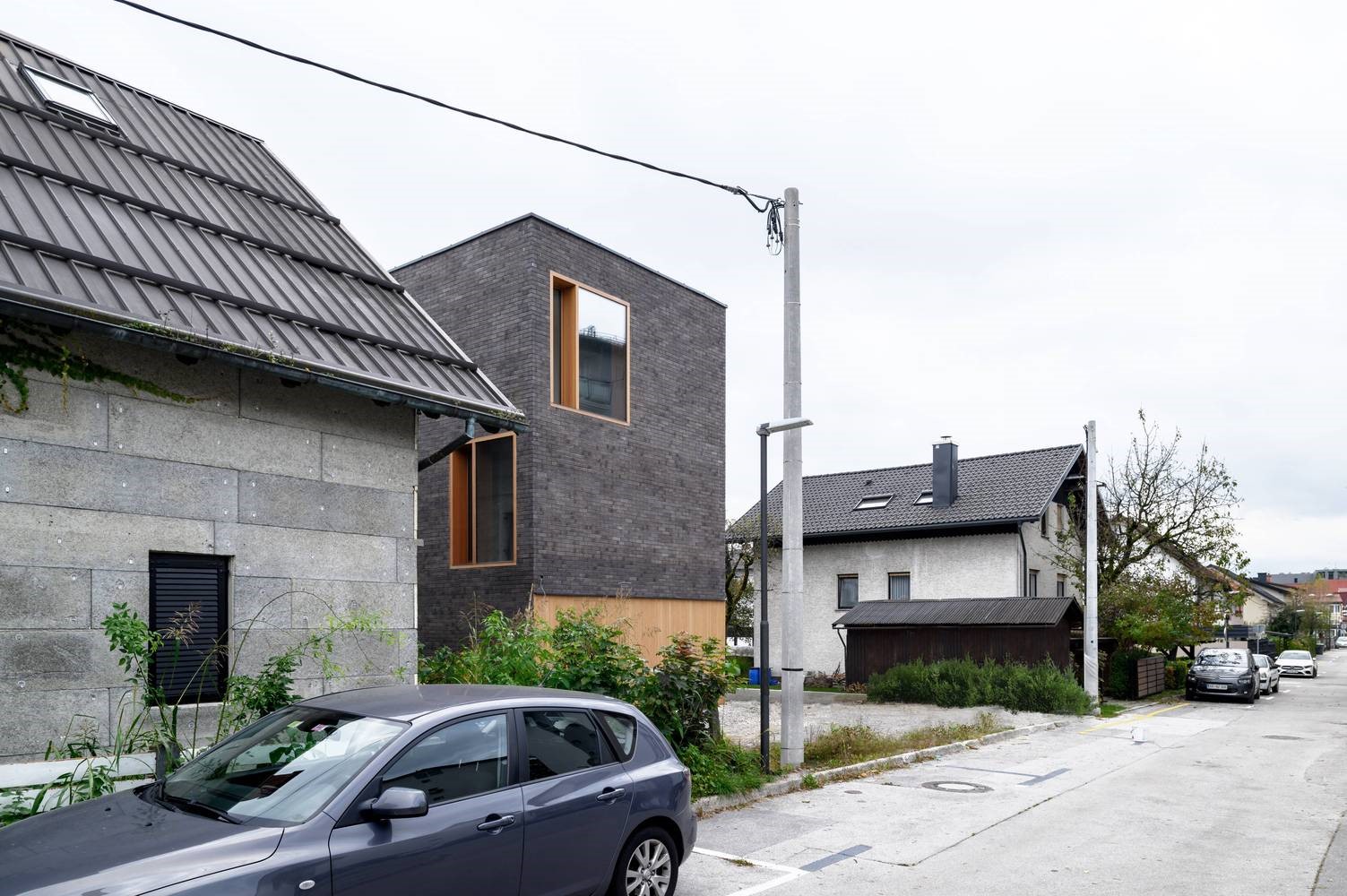 The Double Brick House by Arhitektura in Ljubljana, Slovenia The Double Brick House by Arhitektura in Ljubljana, Slovenia