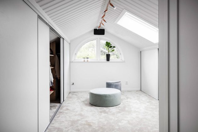 Image showcasing The Oceanfront - Penthouse with Stunning Views