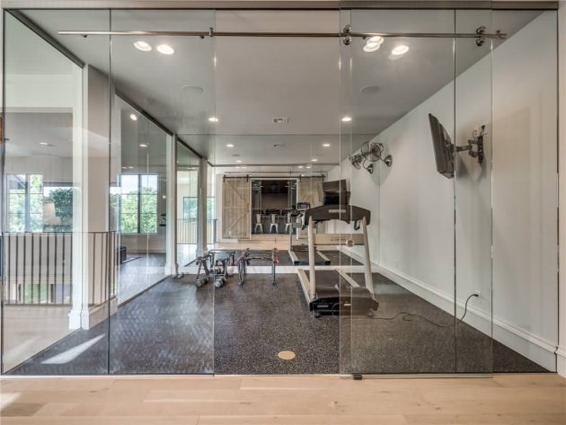 18 Compact & Efficient Scandinavian Home Gym Interior Designs