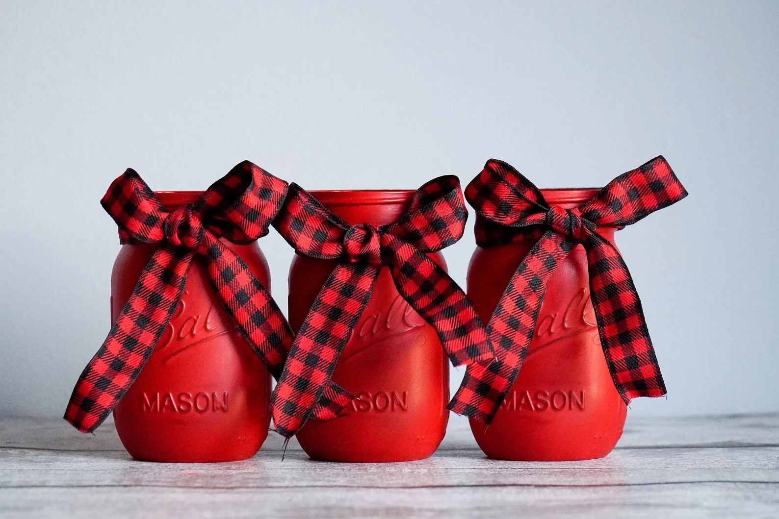 18 Fantastic Christmas Mason Jar Decorations For Your Table Décor 18 Fantastic Christmas Mason Jar Decorations For Your Table Décor