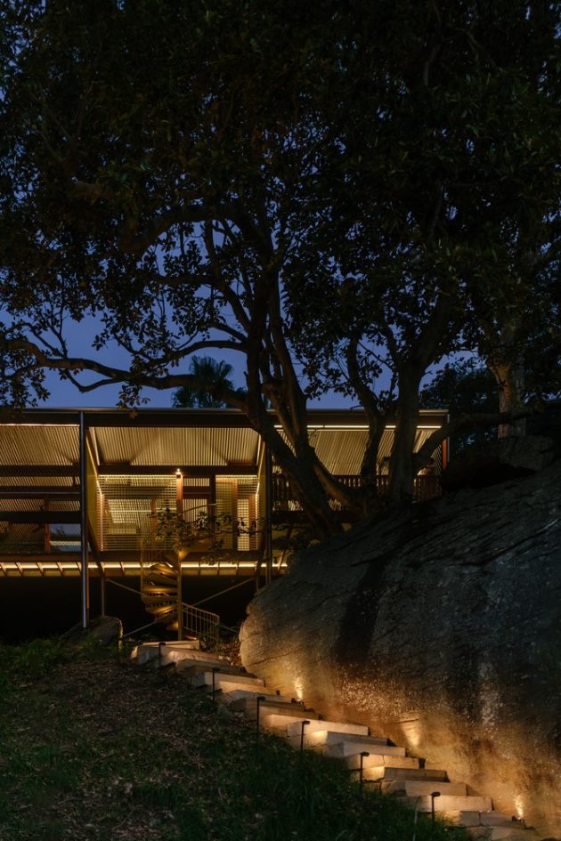 Balmy Palmy House by CplusC Architectural Workshop in Palm Beach, Australia