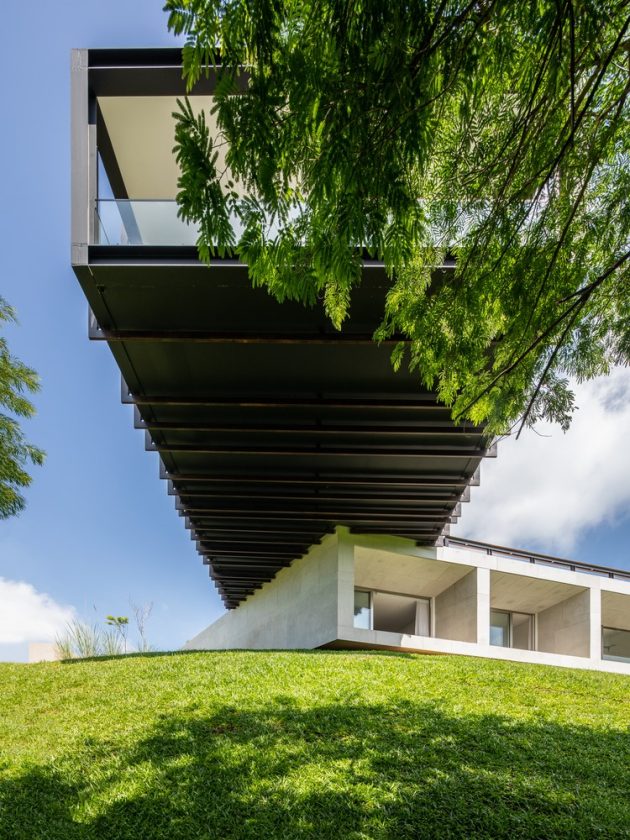 Cigarra House by FGMF in Sao Paulo, Brazil