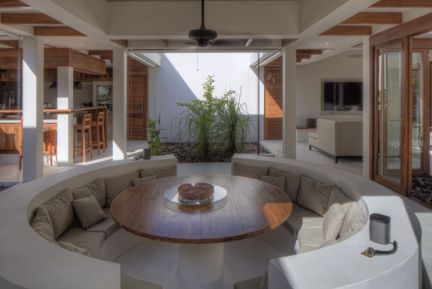 Manaus House by Alexia Convers Architecture in Brazil Manaus House by Alexia Convers Architecture in Brazil