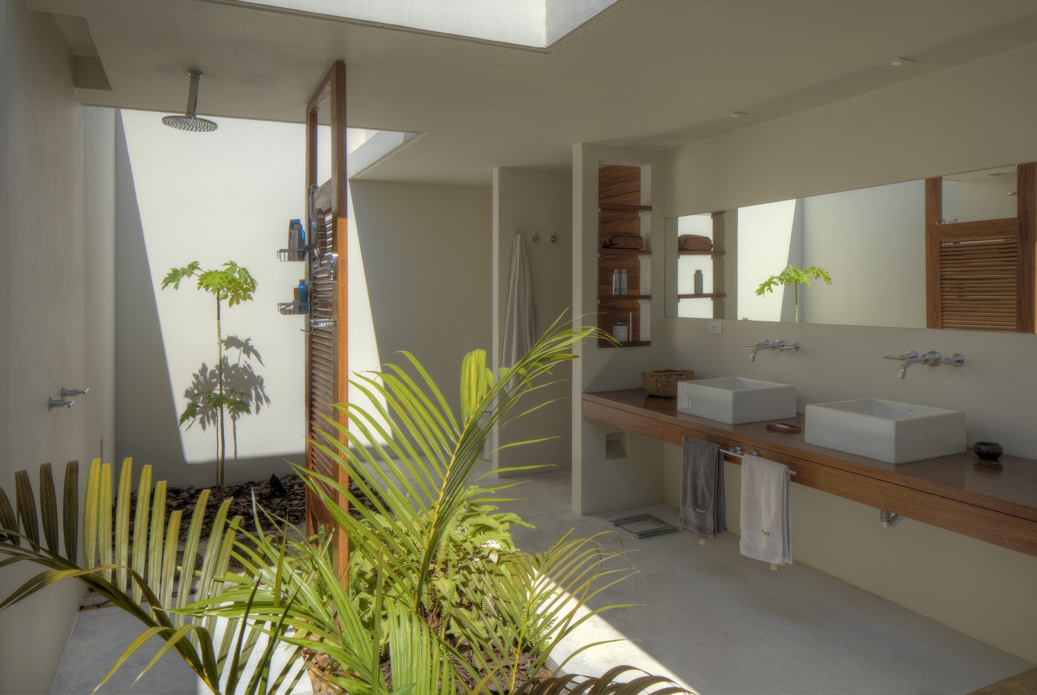 Manaus House by Alexia Convers Architecture in Brazil Manaus House by Alexia Convers Architecture in Brazil