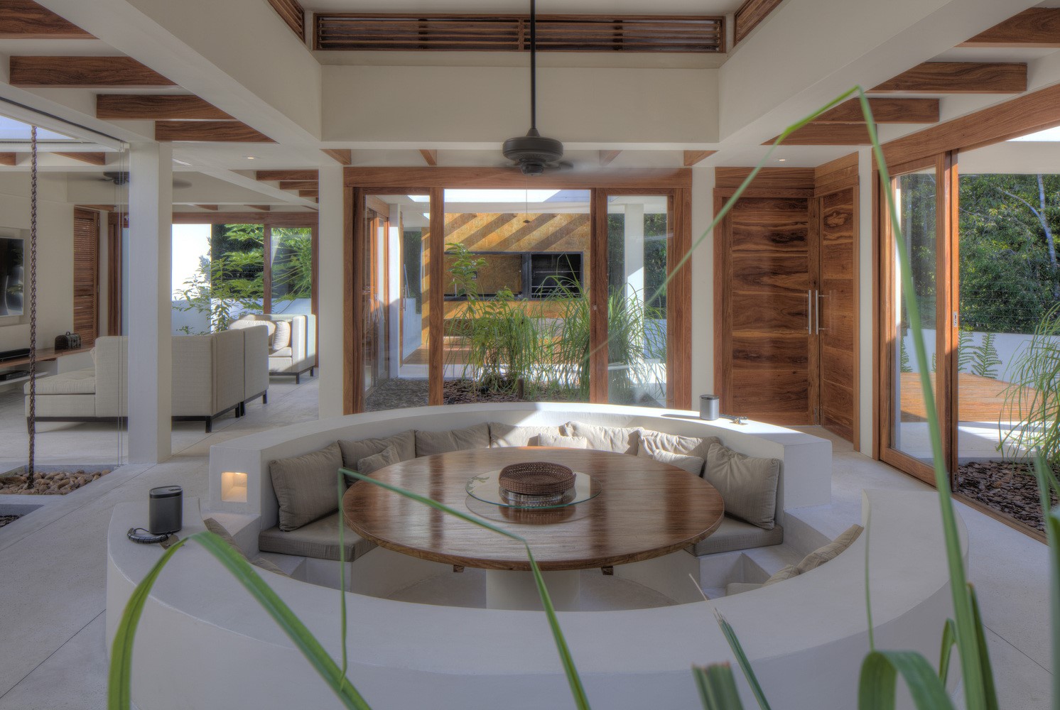 Manaus House by Alexia Convers Architecture in Brazil Manaus House by Alexia Convers Architecture in Brazil