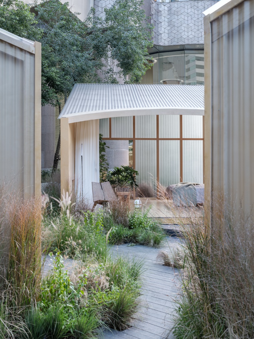 PARKLIFE by TEAM_BLDG: A Micro-Park Installation Reimagining “Home” in Downtown Shanghai PARKLIFE by TEAM_BLDG: A Micro-Park Installation Reimagining “Home” in Downtown Shanghai
