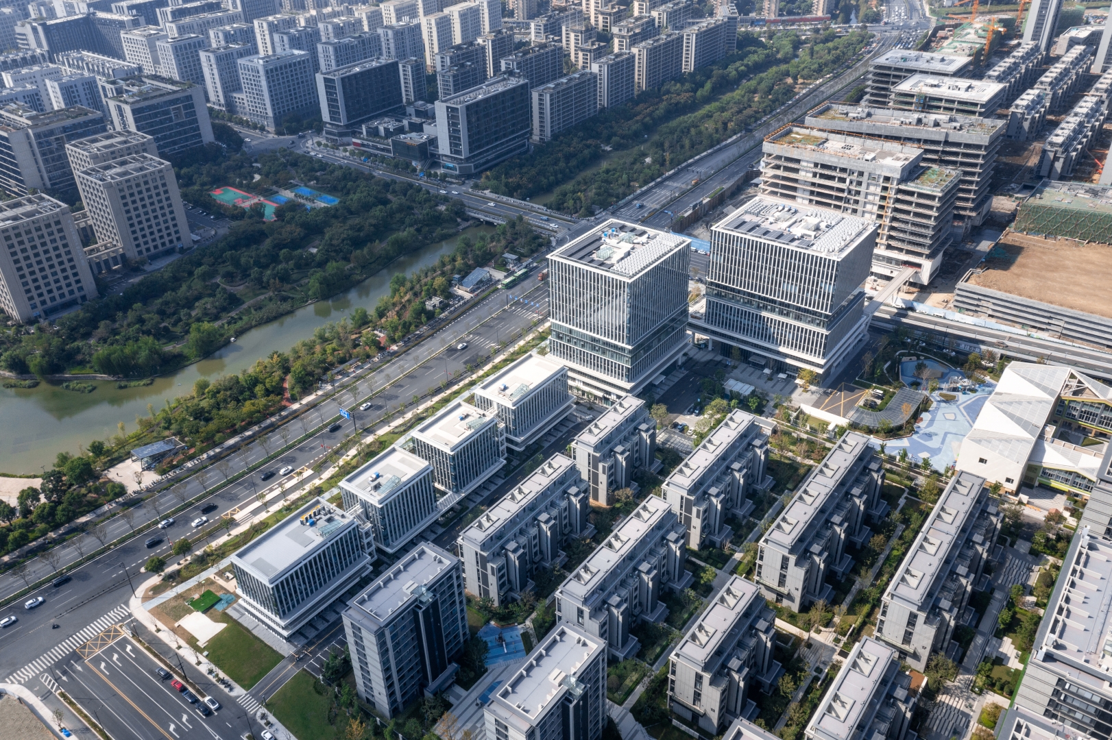 Sky City TOD by Superimpose Architecture in Hangzhou, China Sky City TOD by Superimpose Architecture in Hangzhou, China