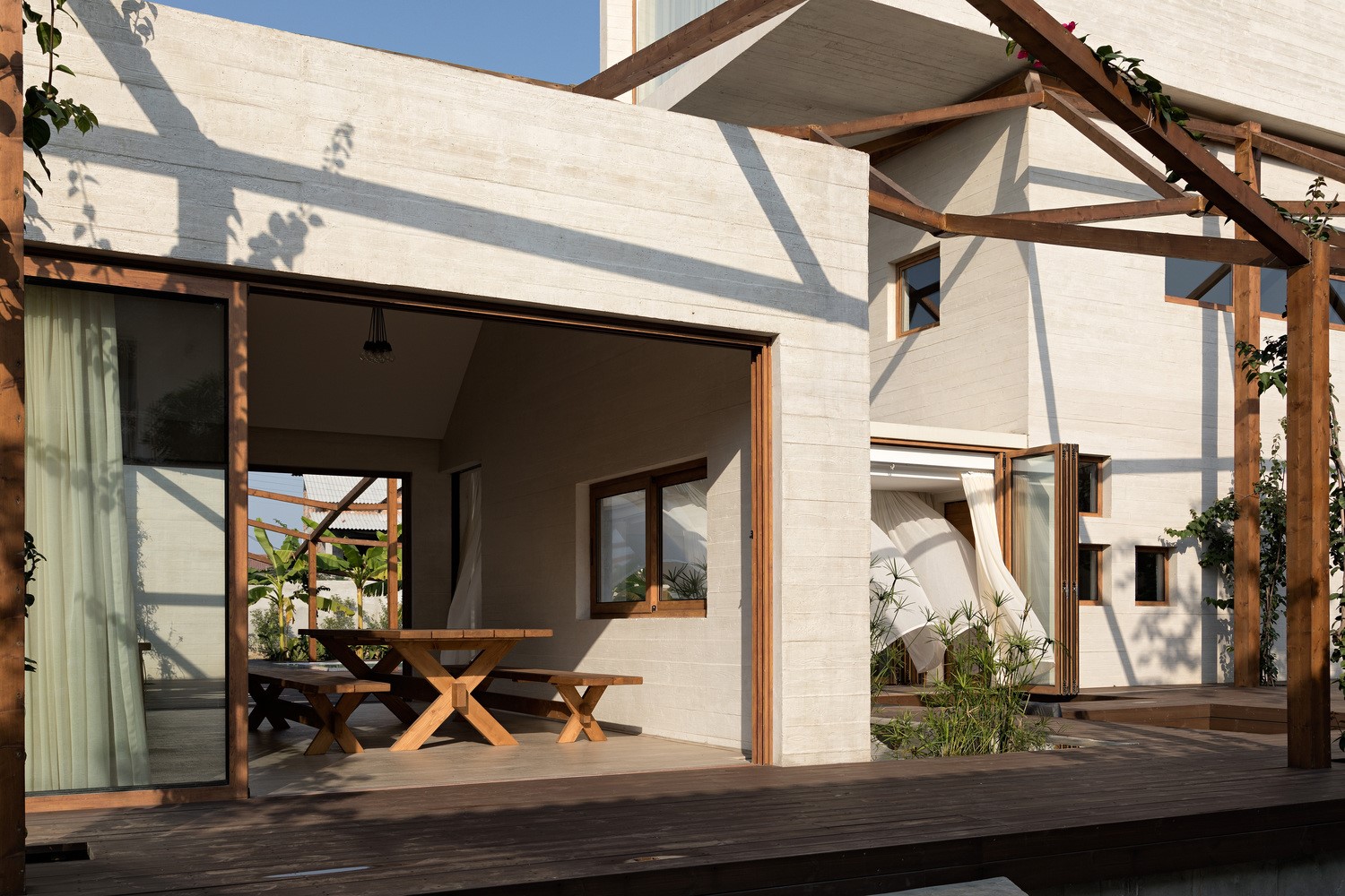 Vanoosh Villa Residence by 35-51 Architecture Office in Royan, Iran Vanoosh Villa Residence by 35-51 Architecture Office in Royan, Iran