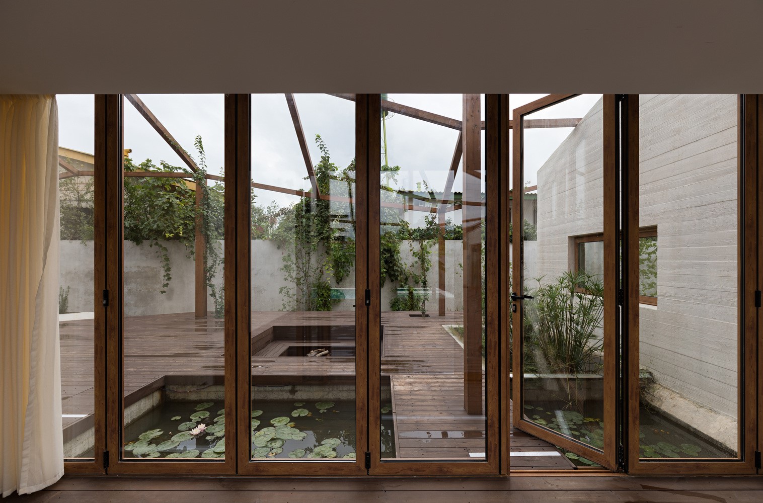 Vanoosh Villa Residence by 35-51 Architecture Office in Royan, Iran Vanoosh Villa Residence by 35-51 Architecture Office in Royan, Iran