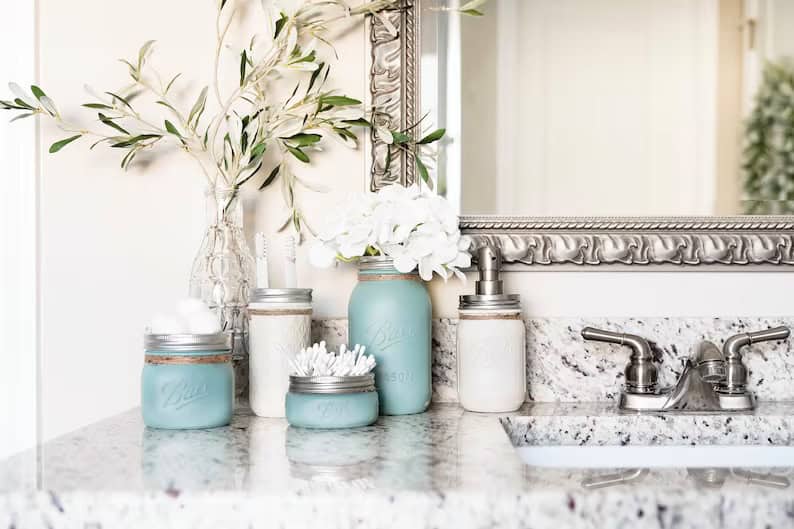 15 Rustic Farmhouse Bathroom Decor Ideas to Transform Your Space 15 Rustic Farmhouse Bathroom Decor Ideas to Transform Your Space