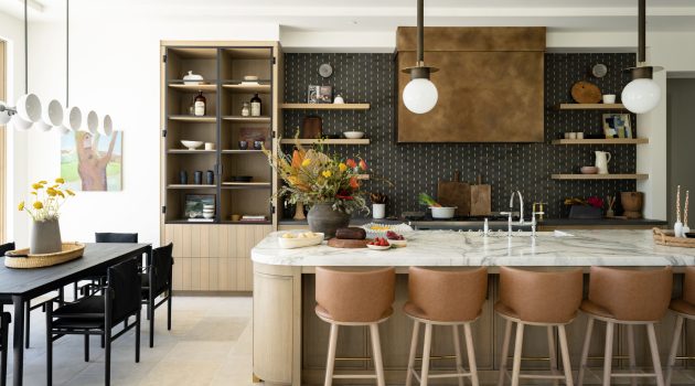 16 Awe-Inspiring Transitional Kitchen Designs For Your Home