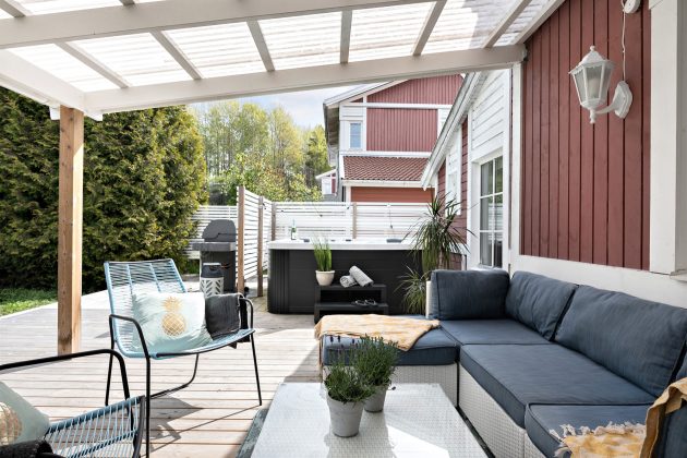 Picture of 16 Wonderful Scandinavian Deck Designs For Amazing Outdoor Moments