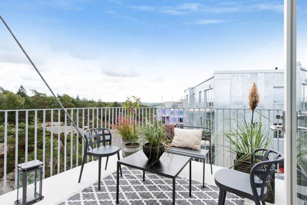 17 Scandinavian Balcony Designs to Take Inspiration From