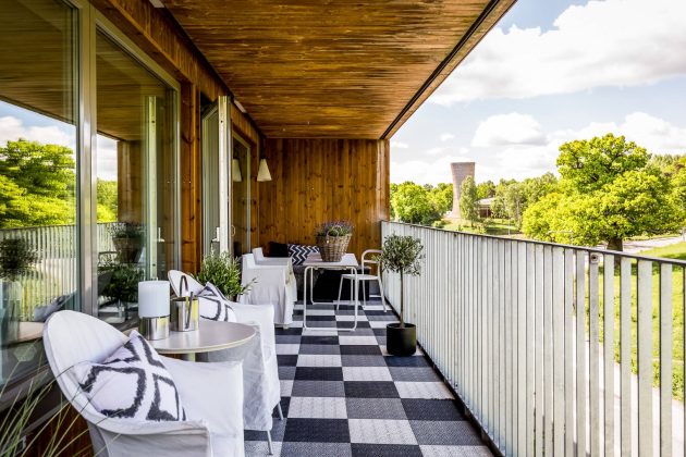 17 Scandinavian Balcony Designs to Take Inspiration From