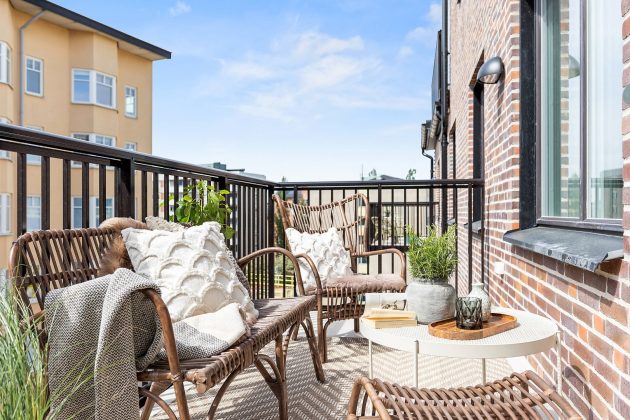 View of 75 Scandinavian Balcony Ideas You'll Love - May, 2025 | Houzz