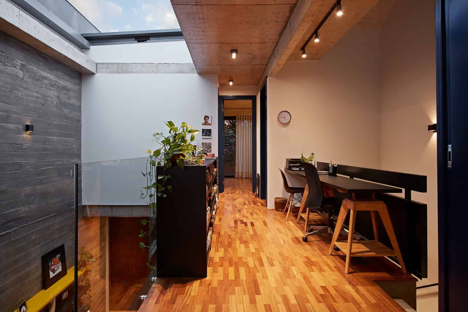 House 538 by Une Arquitetura in Maringa, Brazil House 538 by Une Arquitetura in Maringa, Brazil