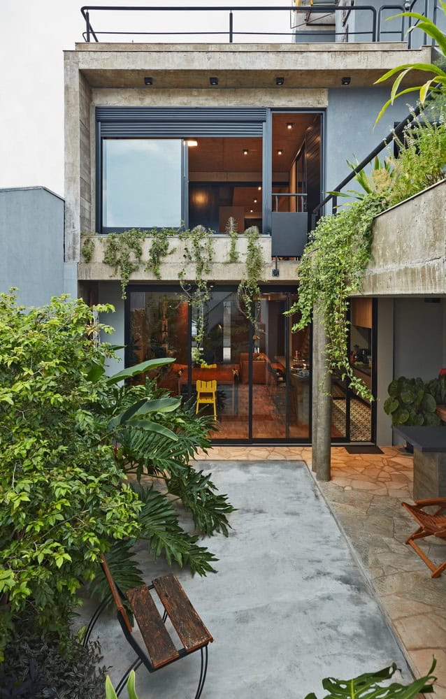 House 538 by Une Arquitetura in Maringa, Brazil House 538 by Une Arquitetura in Maringa, Brazil