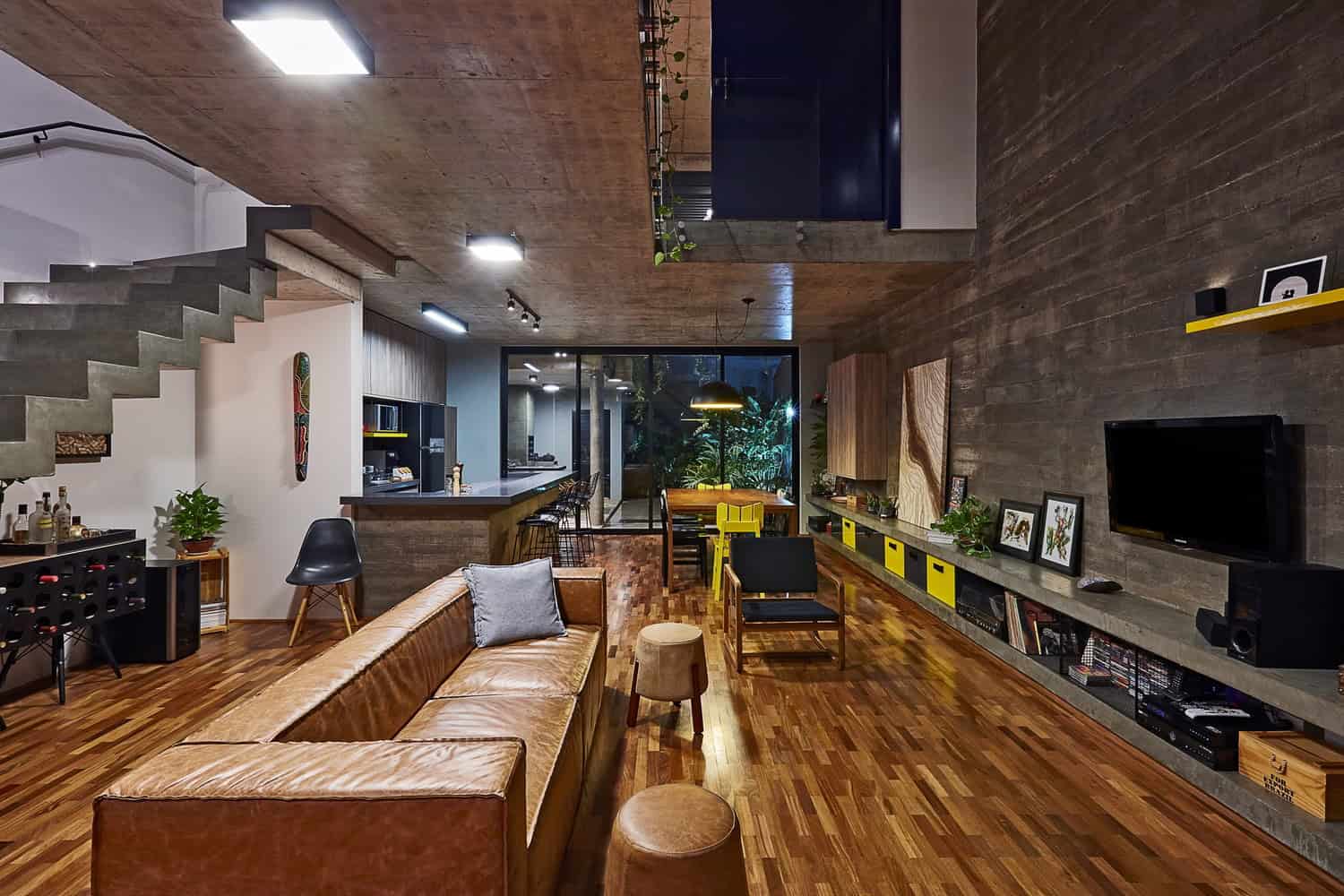 House 538 by Une Arquitetura in Maringa, Brazil House 538 by Une Arquitetura in Maringa, Brazil