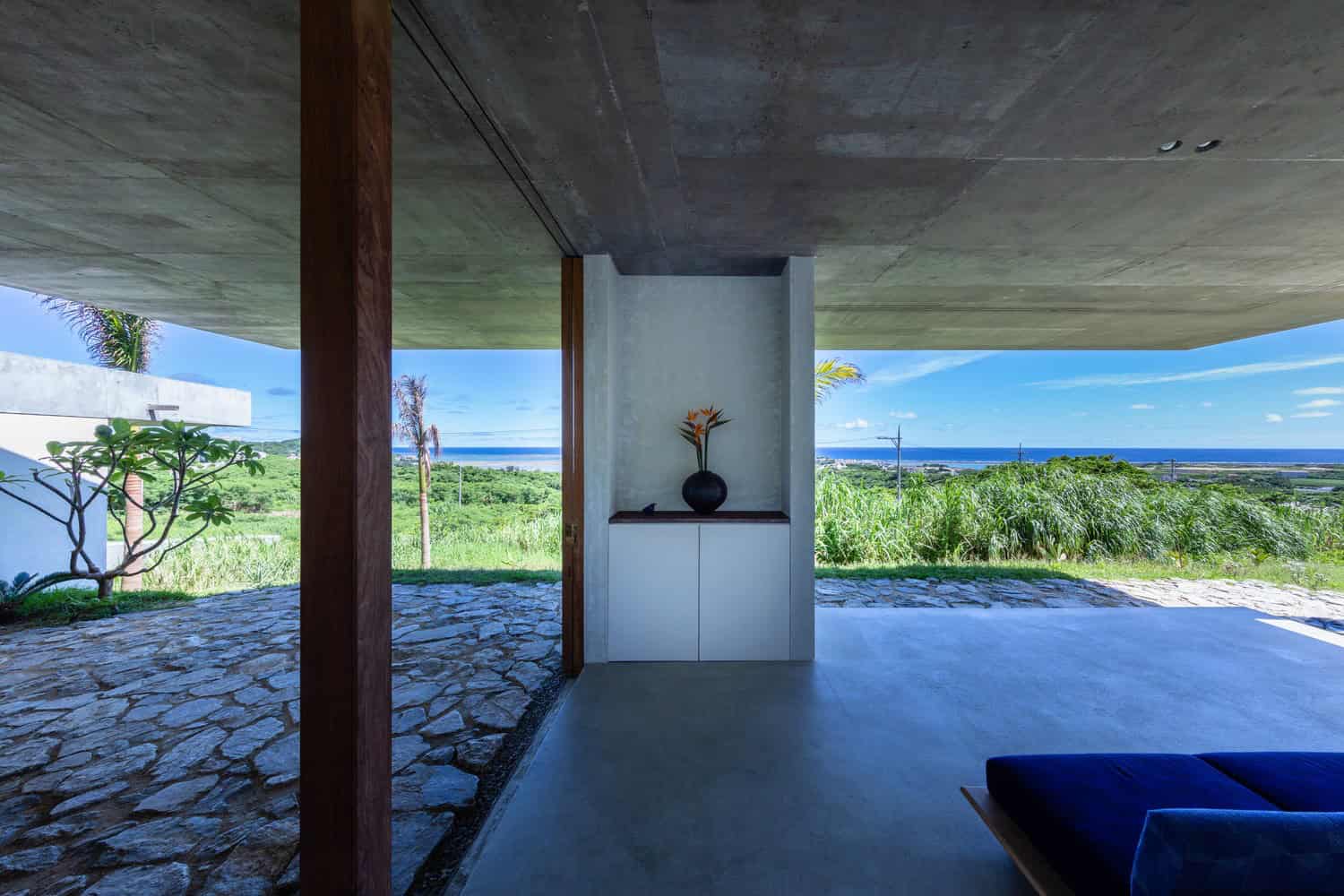 House in Tamagusuku by Studio Cochi Architects in Nanjo, Japan House in Tamagusuku by Studio Cochi Architects in Nanjo, Japan