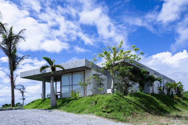 House in Tamagusuku by Studio Cochi Architects in Nanjo, Japan