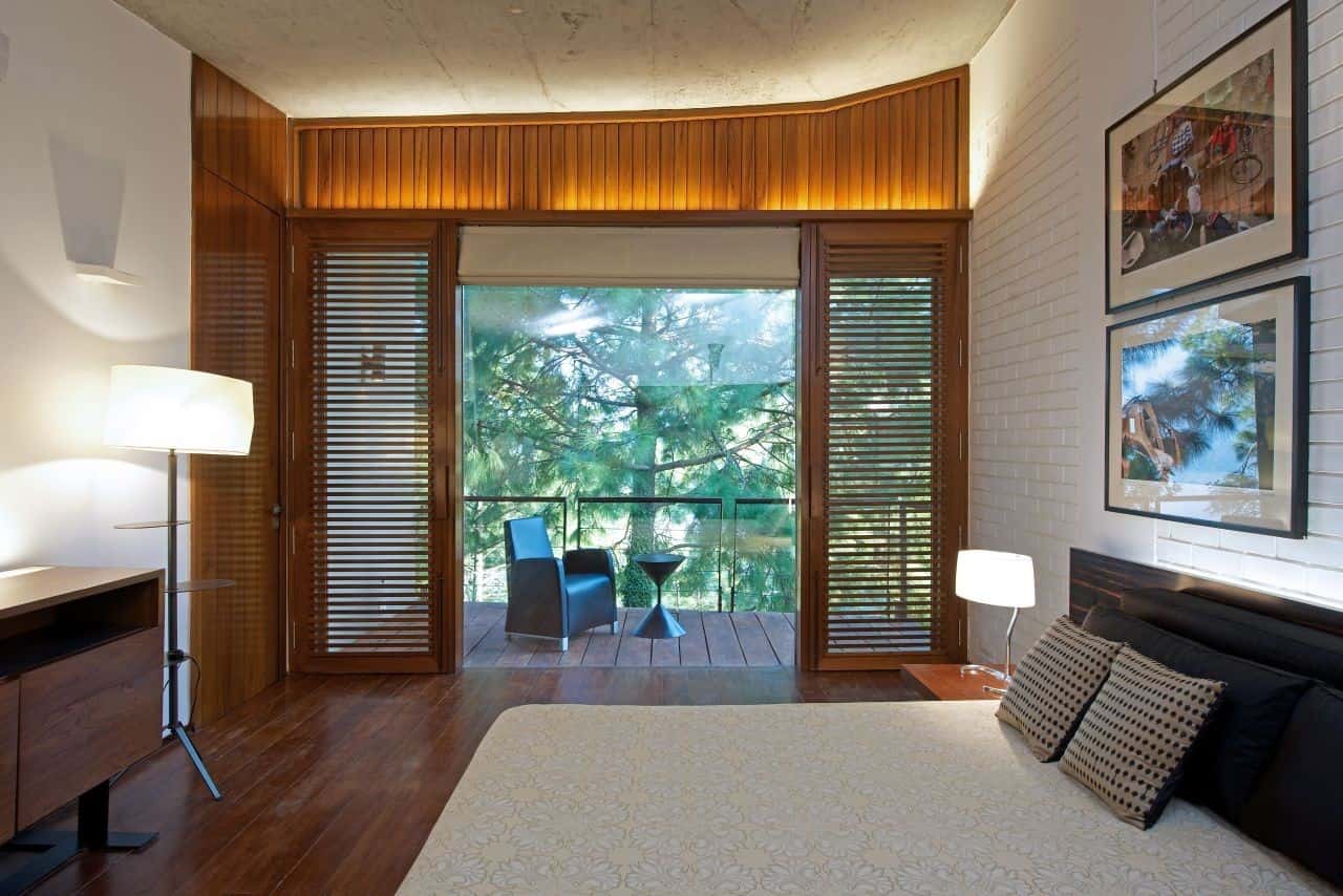 House in the Himalayas by Rajiv Saini in Kasauli, India House in the Himalayas by Rajiv Saini in Kasauli, India