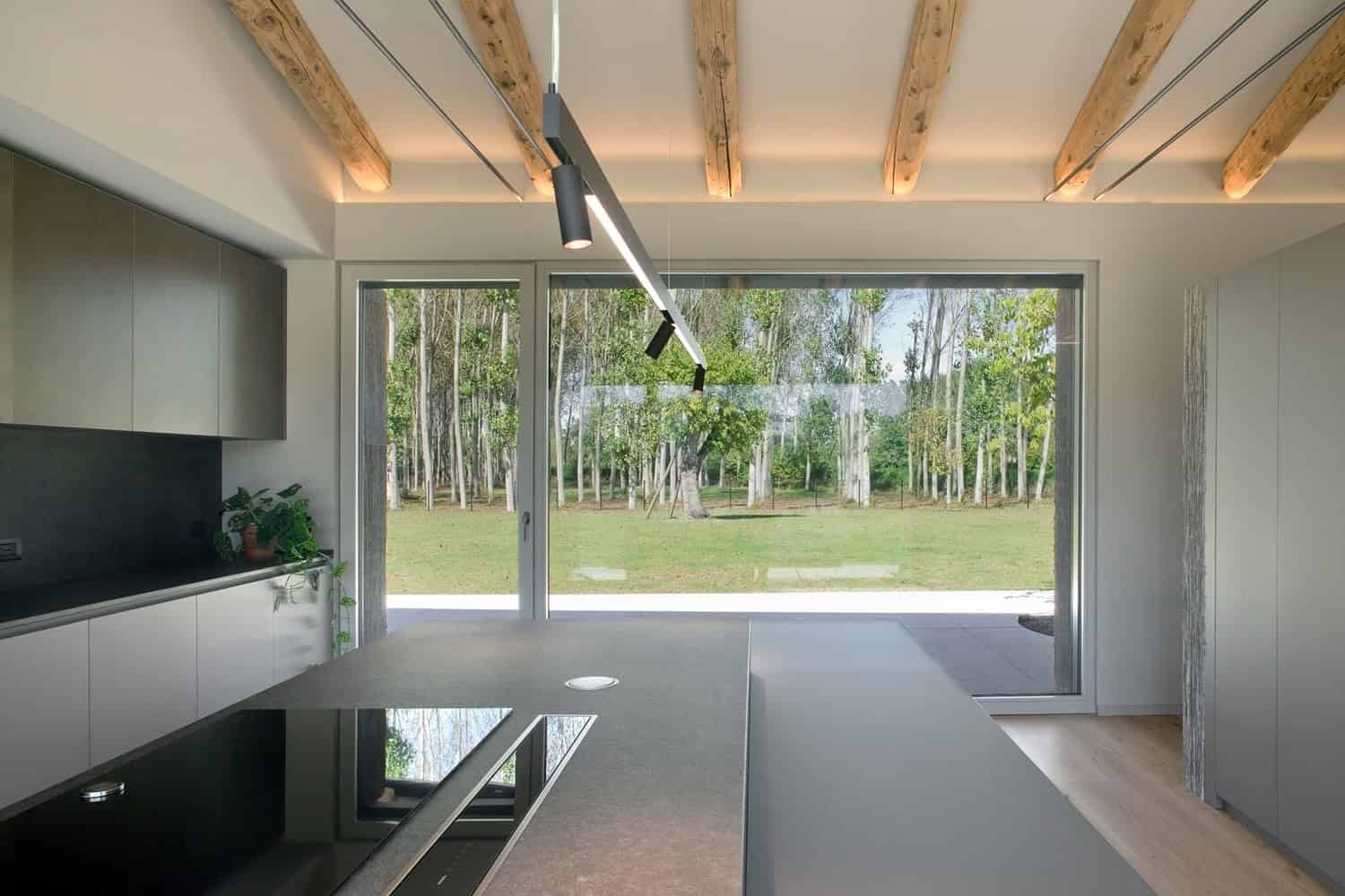 House in the Poplar by MIDE Architects in Scorze, Italy House in the Poplar by MIDE Architects in Scorze, Italy