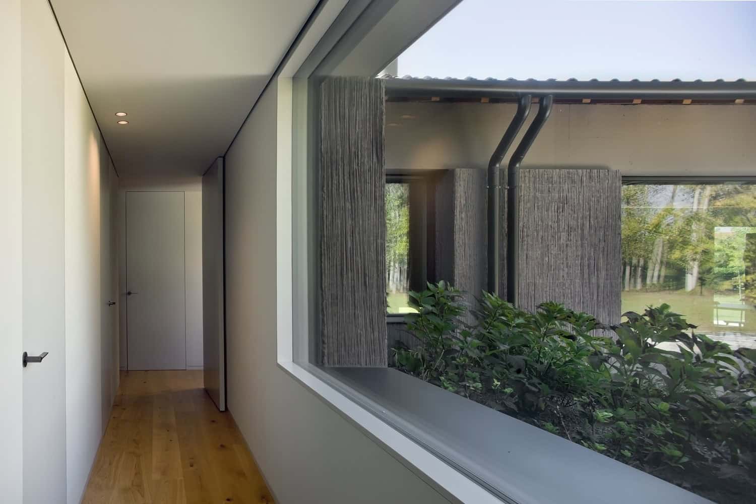 House in the Poplar by MIDE Architects in Scorze, Italy House in the Poplar by MIDE Architects in Scorze, Italy