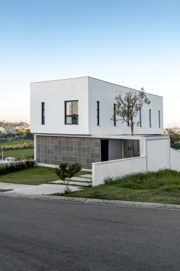 Itu House by Studio dLux in Brazil