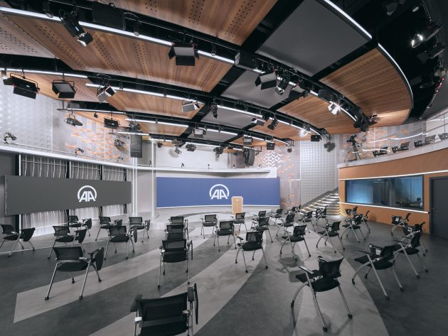 Multi-purpose broadcast and event studio for Anadolu agency by BAB Architects