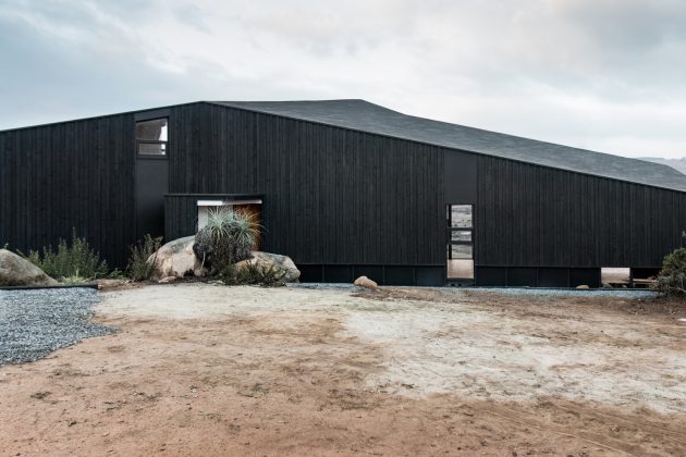 Stranded House by WHALE! in Tunquen, Chile