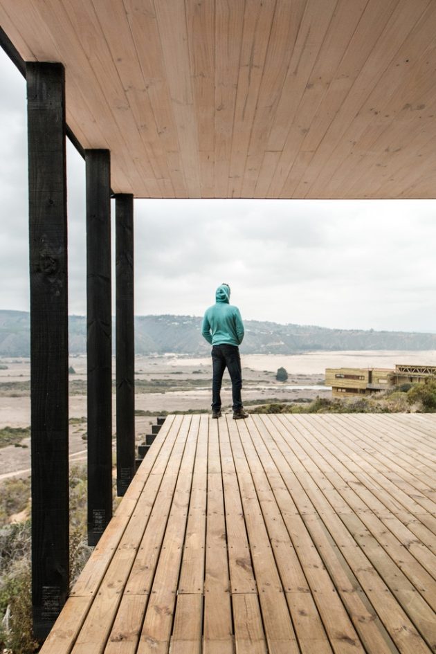 Stranded House by WHALE! in Tunquen, Chile