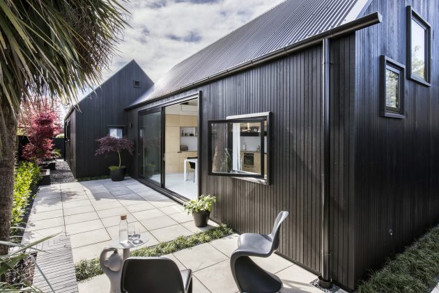 Urban Cottage by CoLab Architecture in Christchurch, New Zealand
