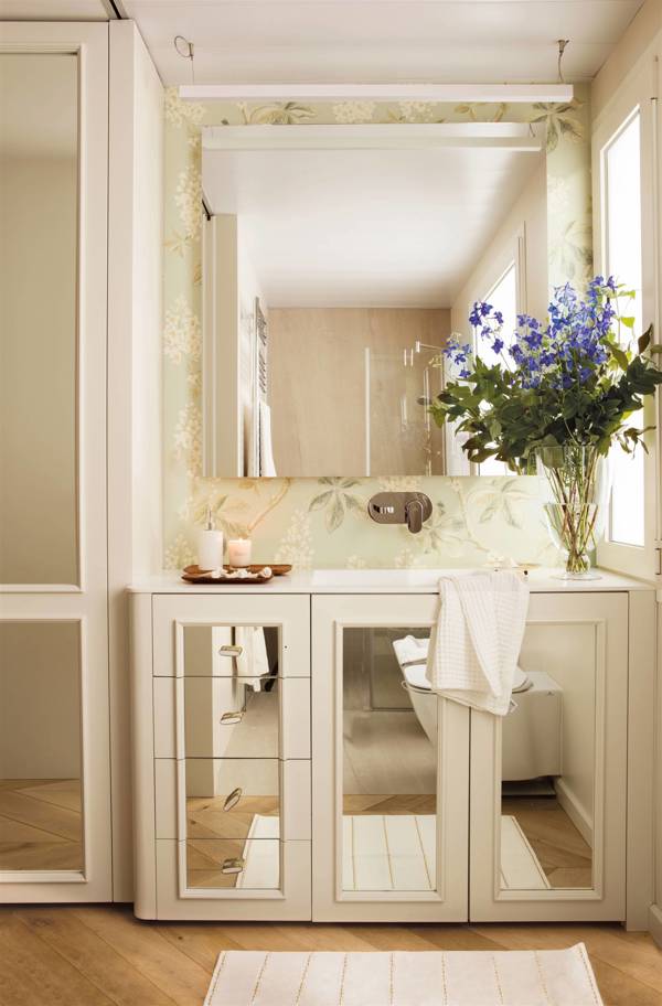 The 3 golden rules of the small bathroom according to expert interior designers