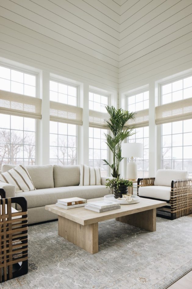 Transitional Sunroom Designs: 15 Inspiring Interiors for Your Home