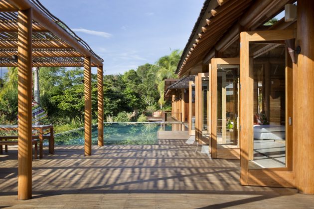 Angra dos Reis House by Cadas Arquitetura in Brazil