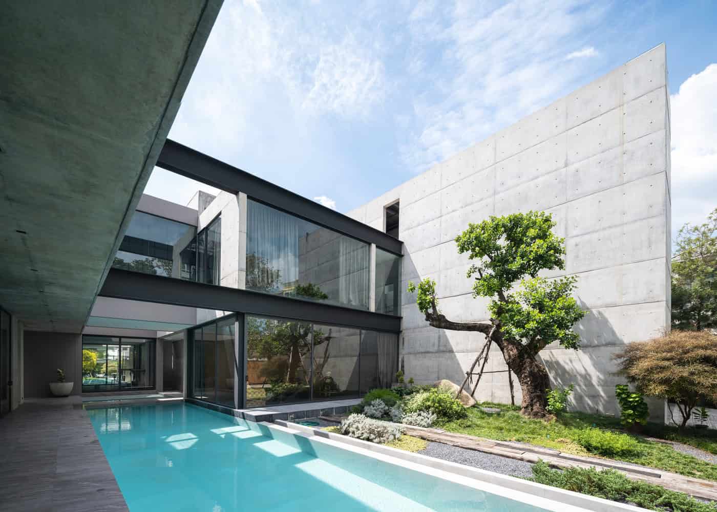 Baan Akat-Yen Residence by Studio Krubka in Bangkok, Thailand Baan Akat-Yen Residence by Studio Krubka in Bangkok, Thailand