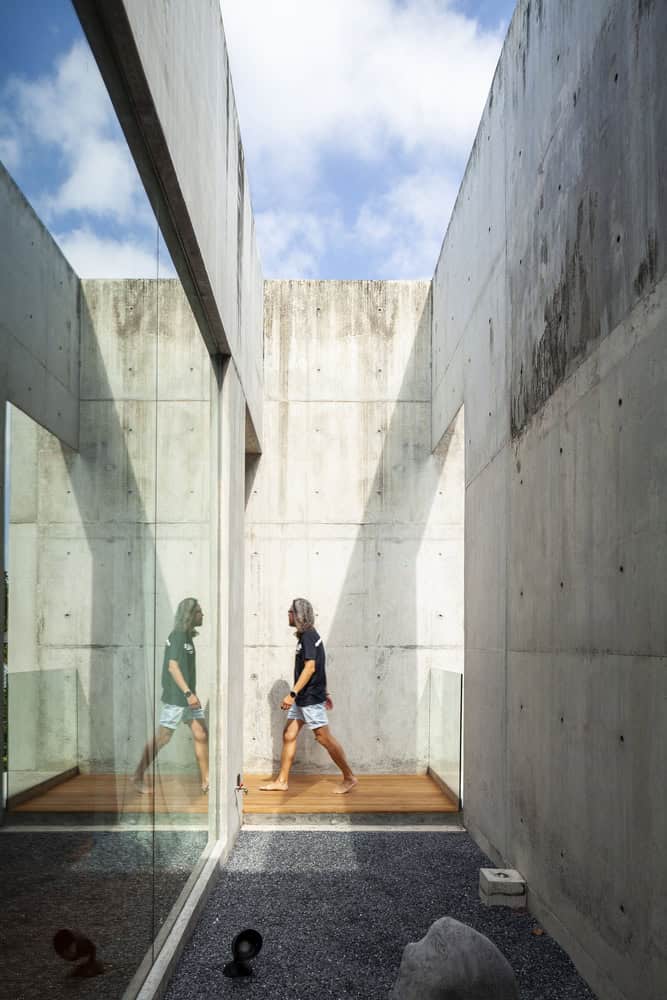 Baan Akat-Yen Residence by Studio Krubka in Bangkok, Thailand Baan Akat-Yen Residence by Studio Krubka in Bangkok, Thailand