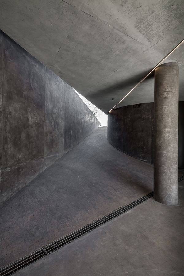 House in Sikamino by Tense Architecture Network in Greece