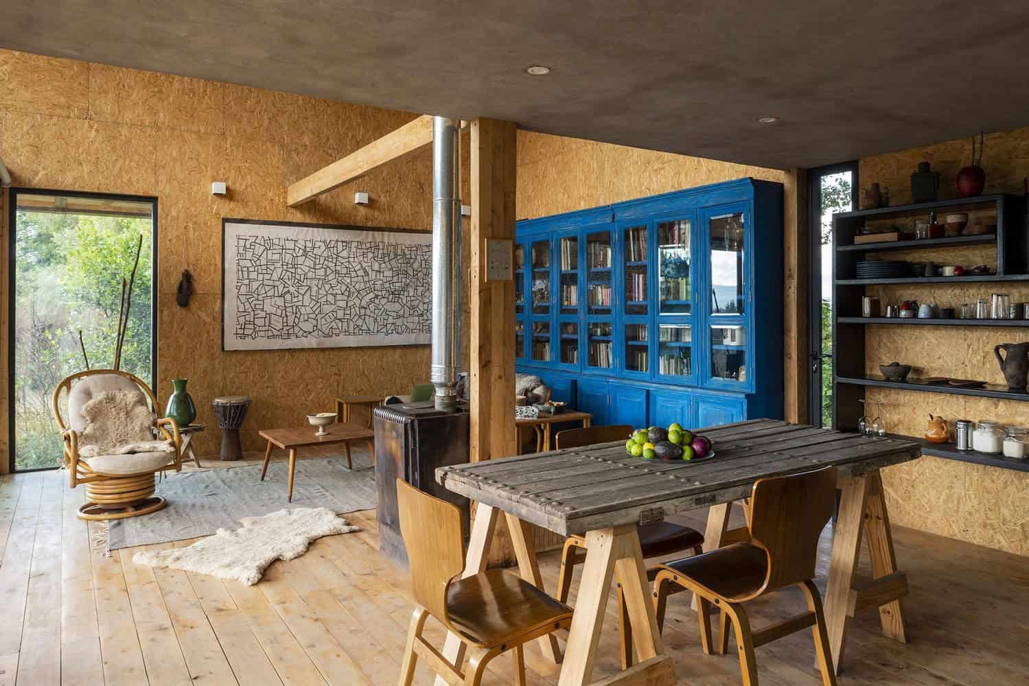 La Lomita Retreat by ASPJ Arquitectura, Paisaje y Territorio in Valle de Bravo, Mexico La Lomita Retreat by ASPJ Arquitectura, Paisaje y Territorio in Valle de Bravo, Mexico