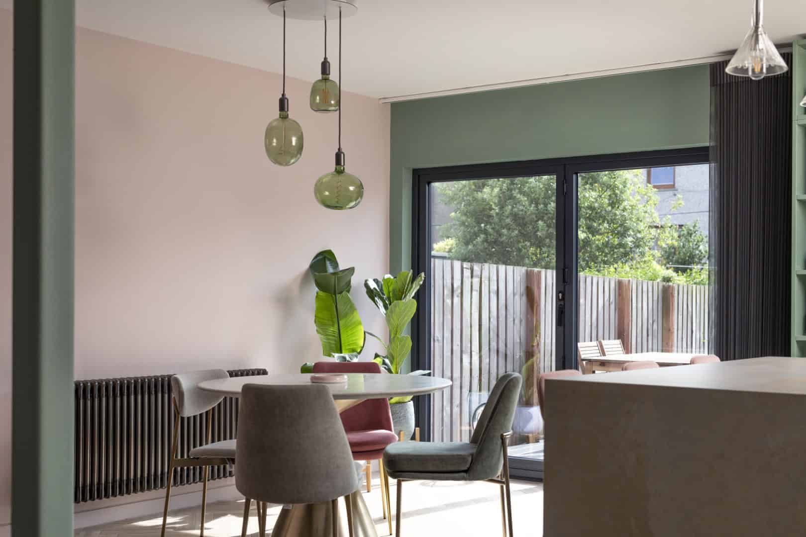 Open plan mid-century house by AGORA Architecture + Design in Edinburgh, Scotland Open plan mid-century house by AGORA Architecture + Design in Edinburgh, Scotland