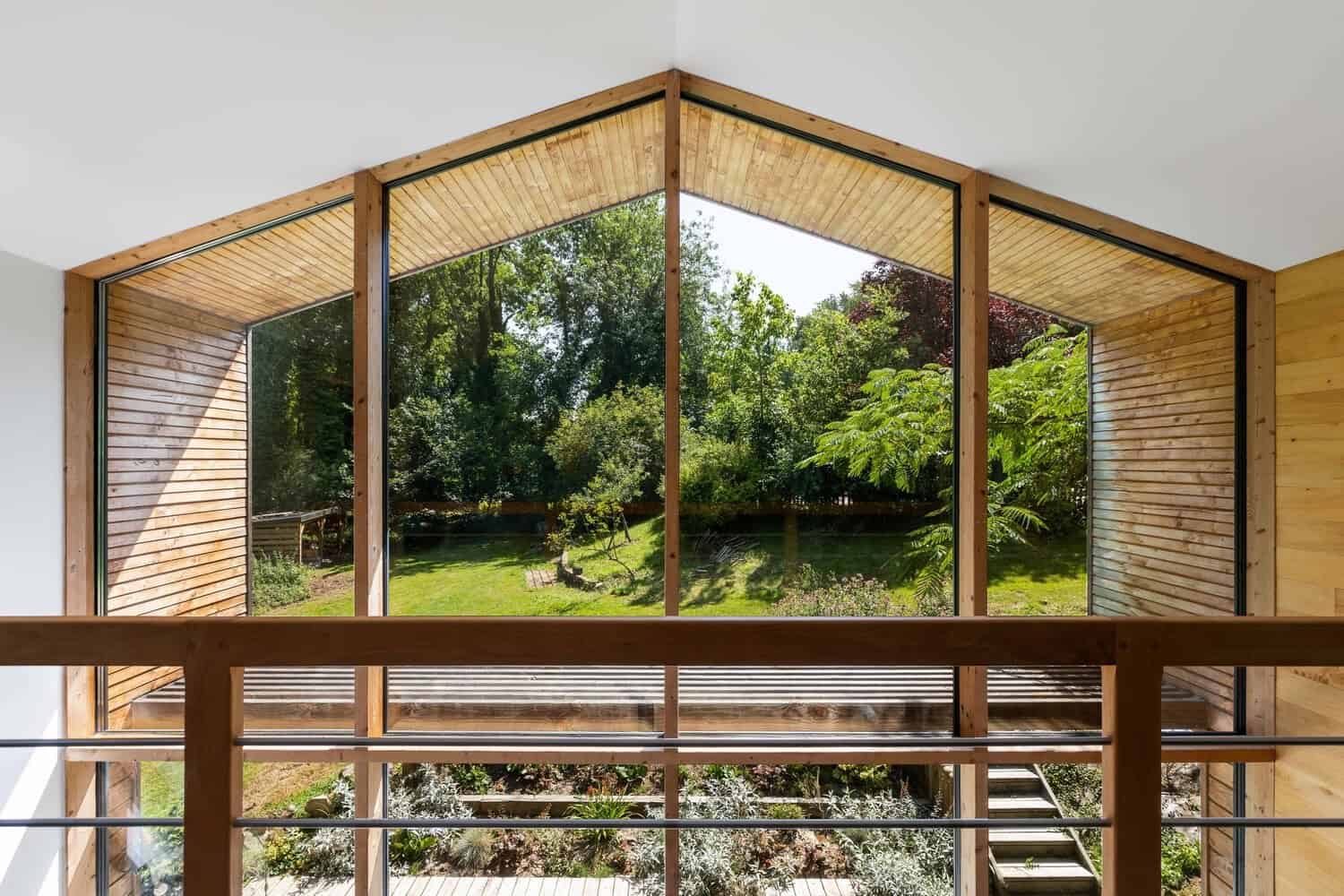 PRS House by Quinze Architecture in Mereville, France PRS House by Quinze Architecture in Mereville, France