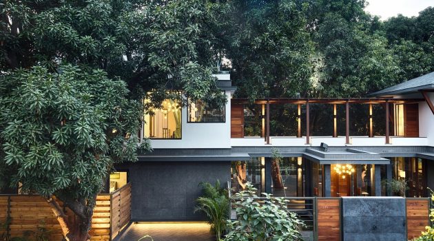 The Mango Tree House by Ujjval Panchal and Kinny Soni in Bhopal, India