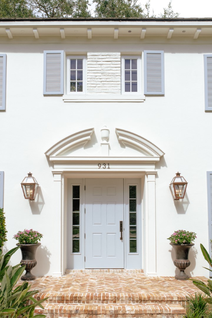 18 Transitional Entrance Ideas to Make Your Home Stand Out